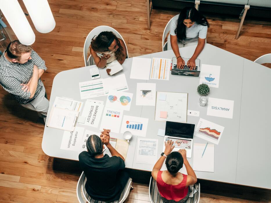 Explore SEO Insights and Knowledge Through Reading