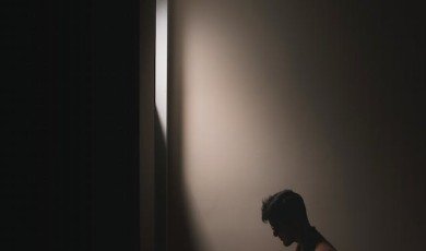 Embracing the Digital Bookshelf: A Guide to Comfortable Reading on Your Phone