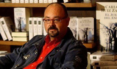 Carlos Ruiz Zafón's Masterful Storytelling: A Look into His Acclaimed Novels
